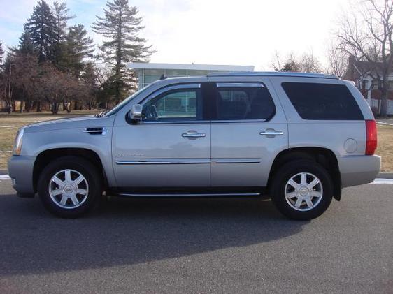 2008 Cadillac Escalade Unknown