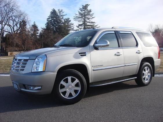 2008 Cadillac Escalade Unknown