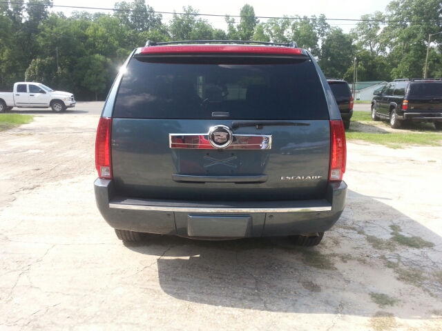 2008 Cadillac Escalade Base