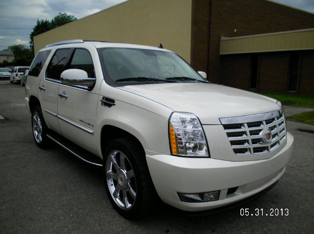 2008 Cadillac Escalade EX - DUAL Power Doors