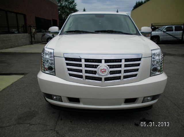 2008 Cadillac Escalade EX - DUAL Power Doors