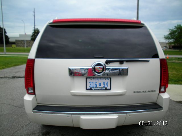 2008 Cadillac Escalade EX - DUAL Power Doors