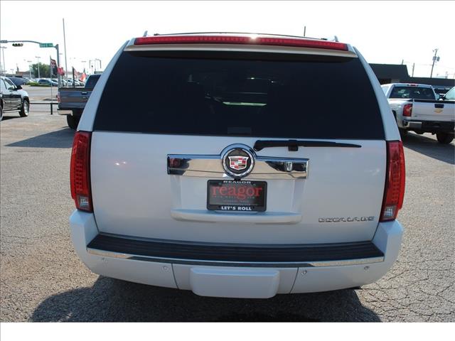 2008 Cadillac Escalade Wagon SE