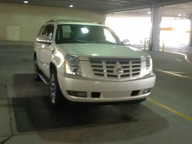 2009 Cadillac Escalade Unknown