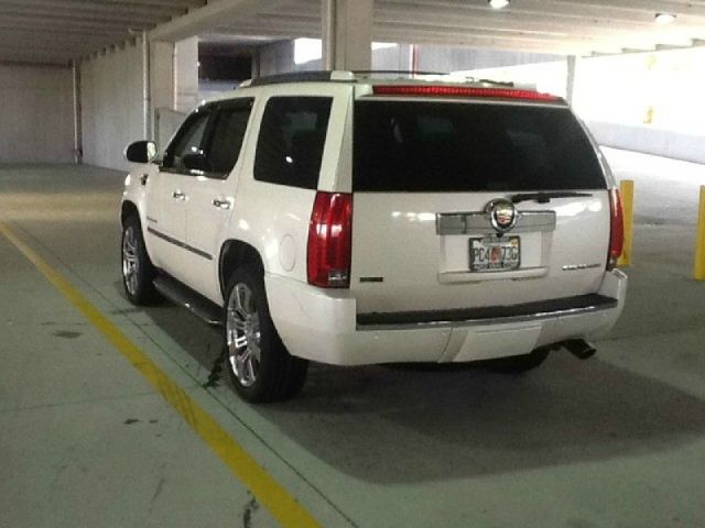 2009 Cadillac Escalade Unknown