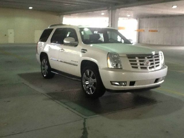 2009 Cadillac Escalade Unknown