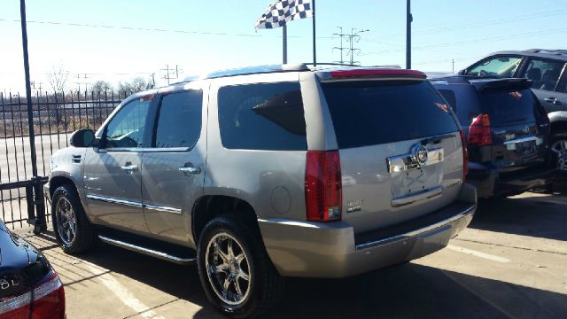 2009 Cadillac Escalade EX - DUAL Power Doors