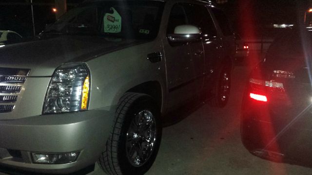 2009 Cadillac Escalade EX - DUAL Power Doors