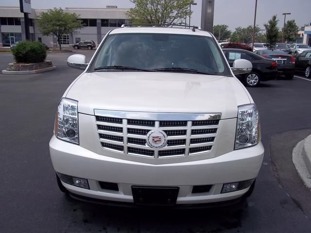 2010 Cadillac Escalade Coupe