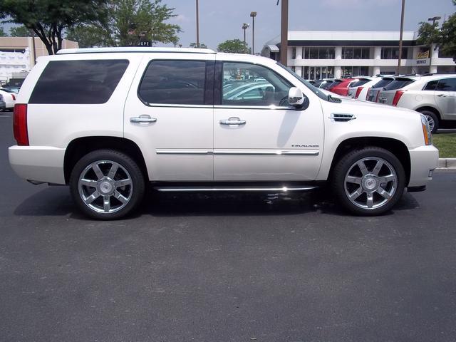 2010 Cadillac Escalade Coupe