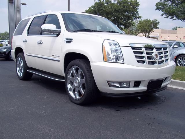 2010 Cadillac Escalade Coupe