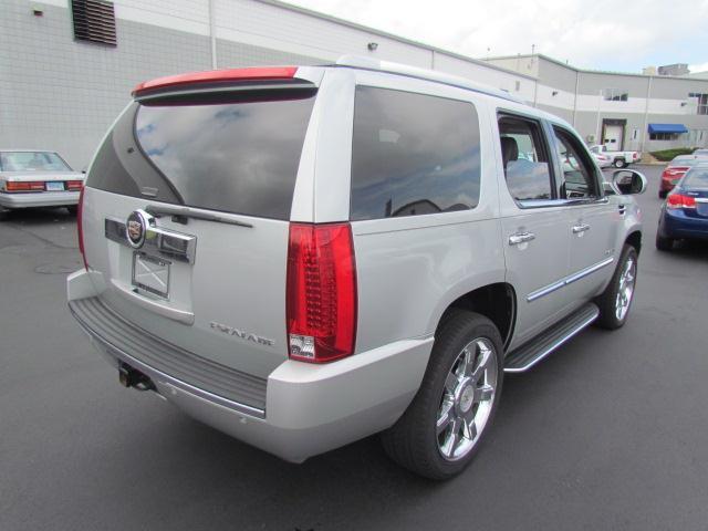 2011 Cadillac Escalade Coupe