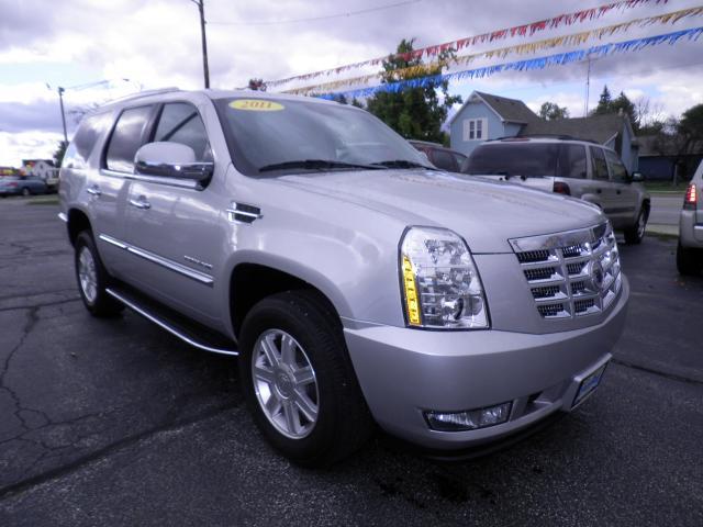 2011 Cadillac Escalade 2010 Hyundai Coupe 2.0T R-spec