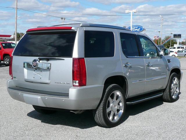 2011 Cadillac Escalade Coupe