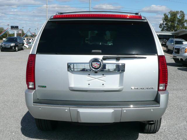 2011 Cadillac Escalade Coupe