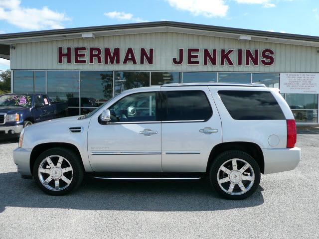 2011 Cadillac Escalade Coupe