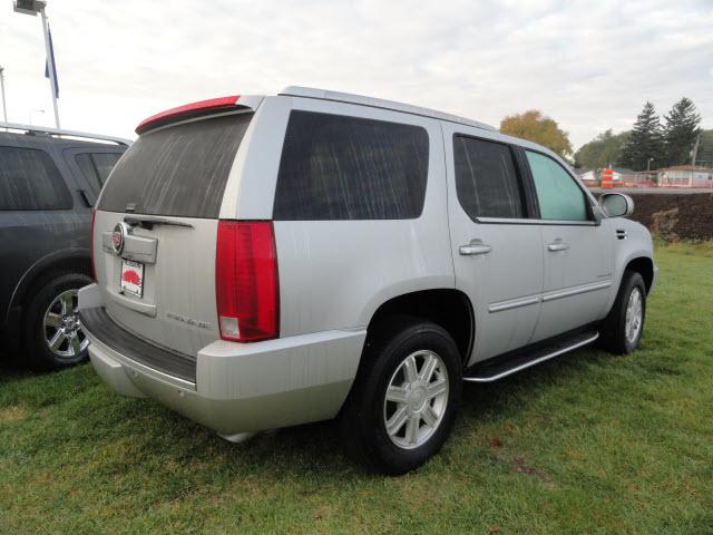 2011 Cadillac Escalade Unknown