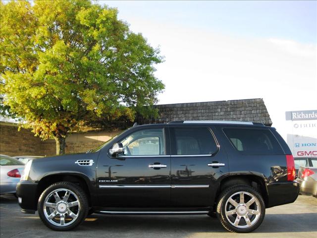 2011 Cadillac Escalade Coupe