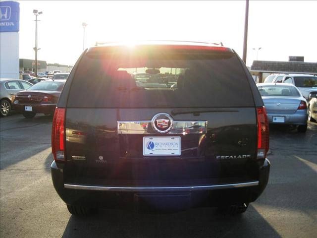 2011 Cadillac Escalade Coupe