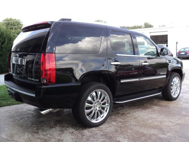 2011 Cadillac Escalade Unknown