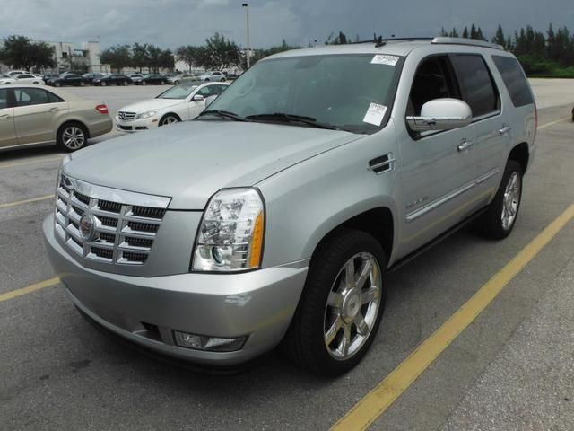 2011 Cadillac Escalade SE W/rse