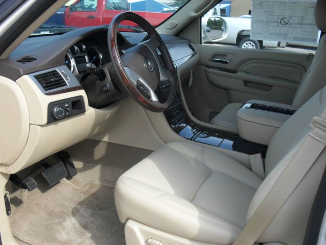 2013 Cadillac Escalade STD CAB