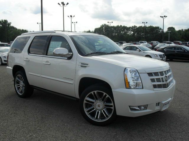 2013 Cadillac Escalade STD CAB