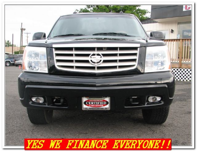 2003 Cadillac Escalade ESV SR5 Sport Utility 4D