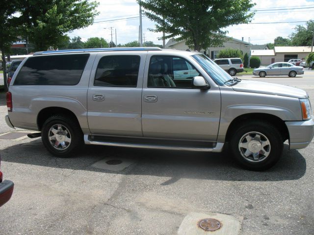 2004 Cadillac Escalade ESV Ralliart