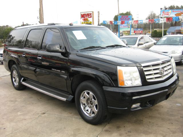 2004 Cadillac Escalade ESV 323ci