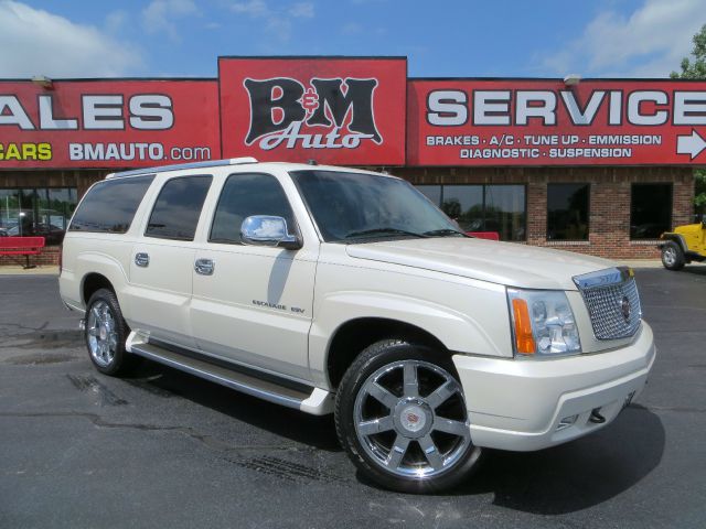 2004 Cadillac Escalade ESV 323ci