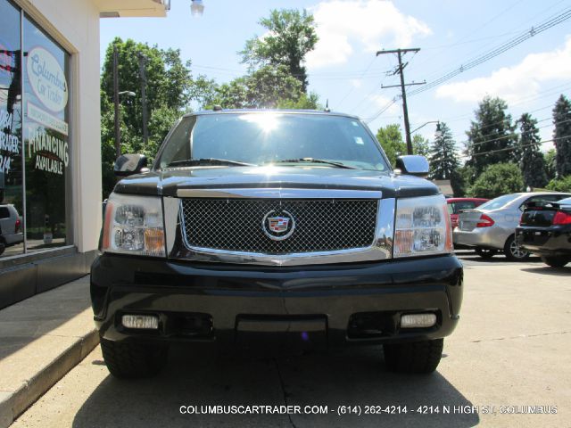 2004 Cadillac Escalade ESV SR5 Sport Utility 4D