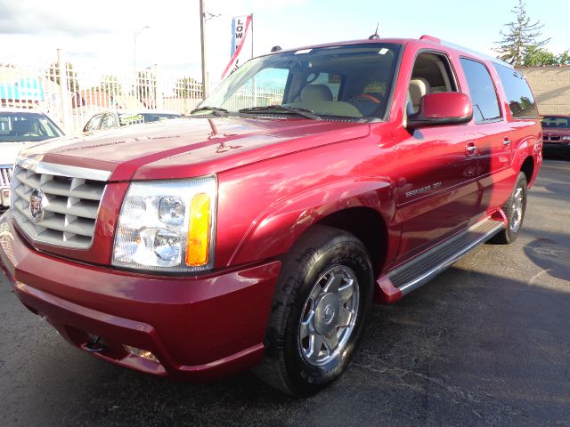 2005 Cadillac Escalade ESV SR5 Sport Utility 4D