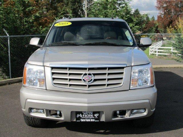 2005 Cadillac Escalade ESV Unknown