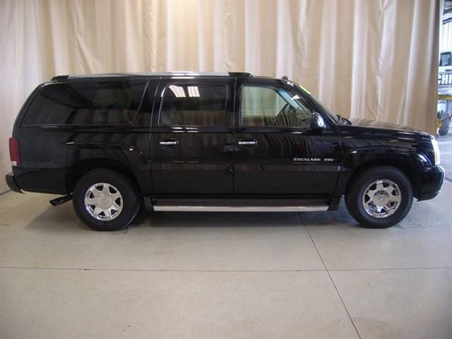 2005 Cadillac Escalade ESV Base