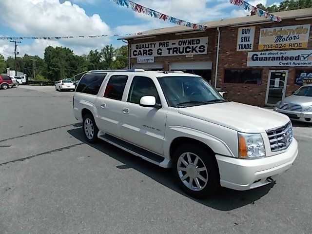 2005 Cadillac Escalade ESV 323ci