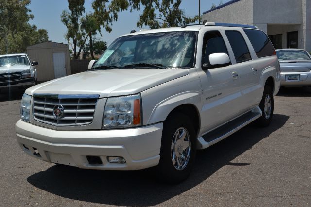 2005 Cadillac Escalade ESV SR5 Sport Utility 4D