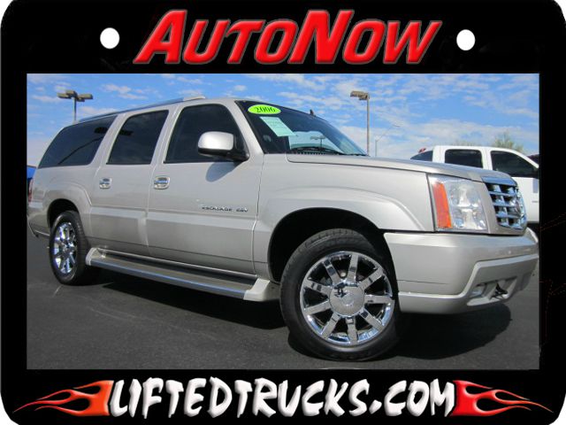 2006 Cadillac Escalade ESV SR5 Sport Utility 4D