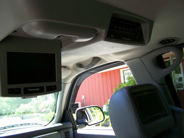 2006 Cadillac Escalade ESV 323ci