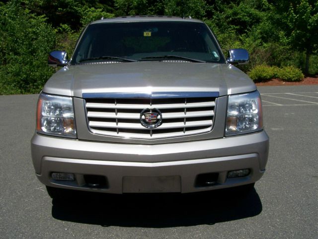 2006 Cadillac Escalade ESV 323ci