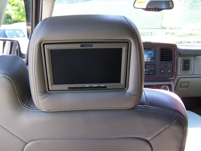 2006 Cadillac Escalade ESV 323ci