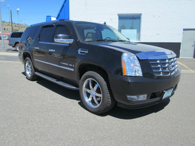 2007 Cadillac Escalade ESV SR5 Sport Utility 4D