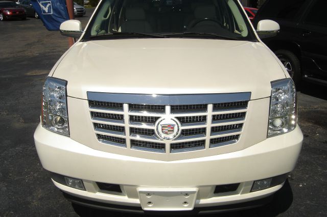 2007 Cadillac Escalade ESV SR5 Sport Utility 4D