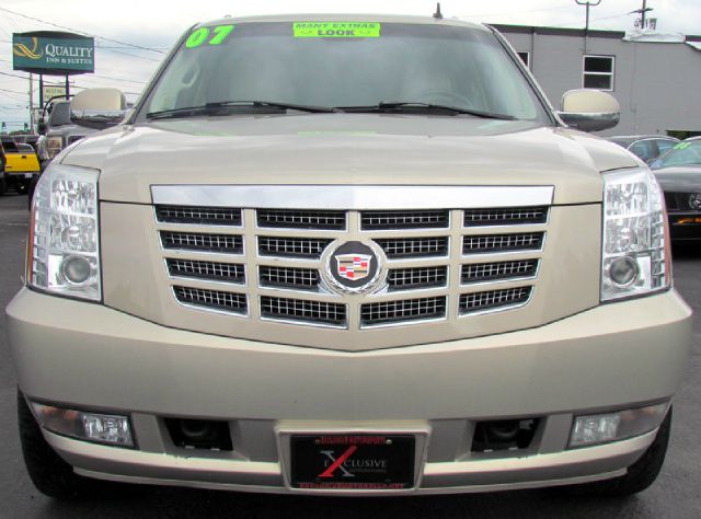 2007 Cadillac Escalade ESV SR5 Sport Utility 4D