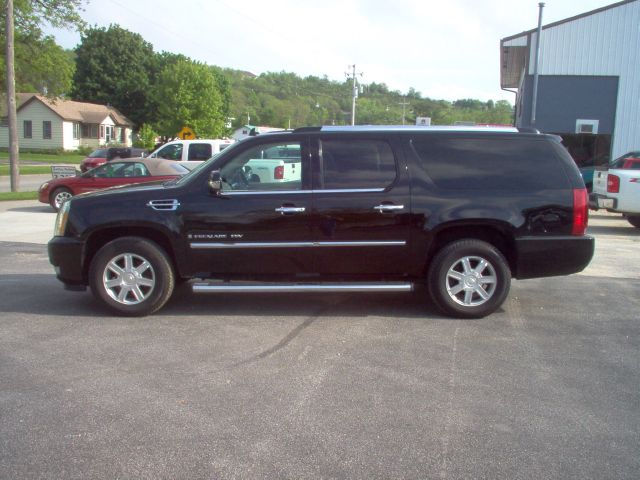 2007 Cadillac Escalade ESV SR5 Sport Utility 4D