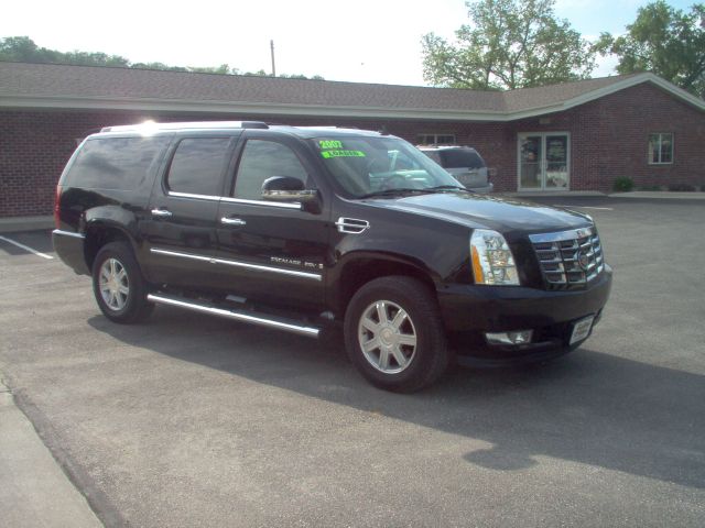 2007 Cadillac Escalade ESV SR5 Sport Utility 4D