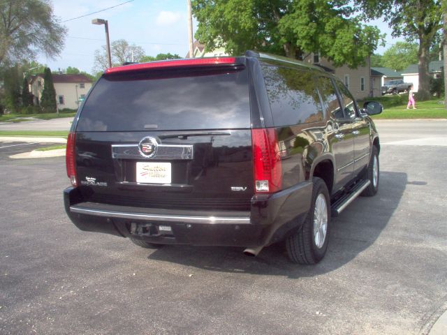 2007 Cadillac Escalade ESV SR5 Sport Utility 4D