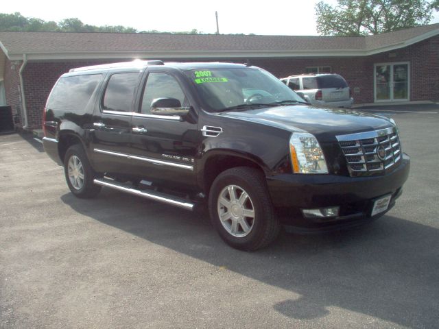 2007 Cadillac Escalade ESV SR5 Sport Utility 4D