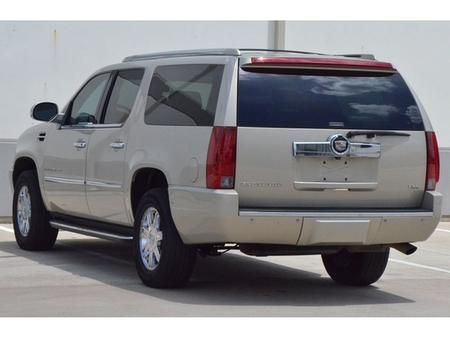 2007 Cadillac Escalade ESV SR5 Sport Utility 4D