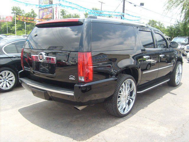 2007 Cadillac Escalade ESV SR5 Sport Utility 4D